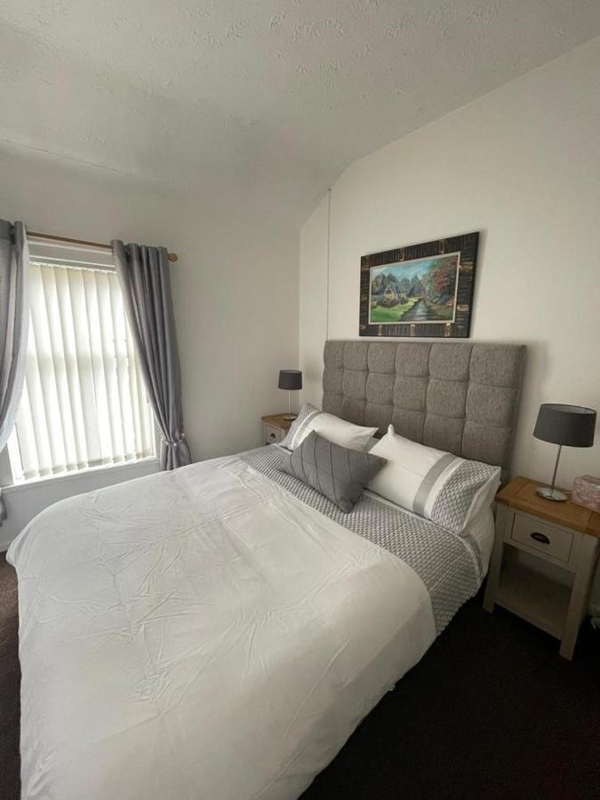 Hill View House Apartment นิวรี ภายนอก รูปภาพ